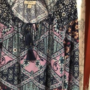 Small Size Printed Top